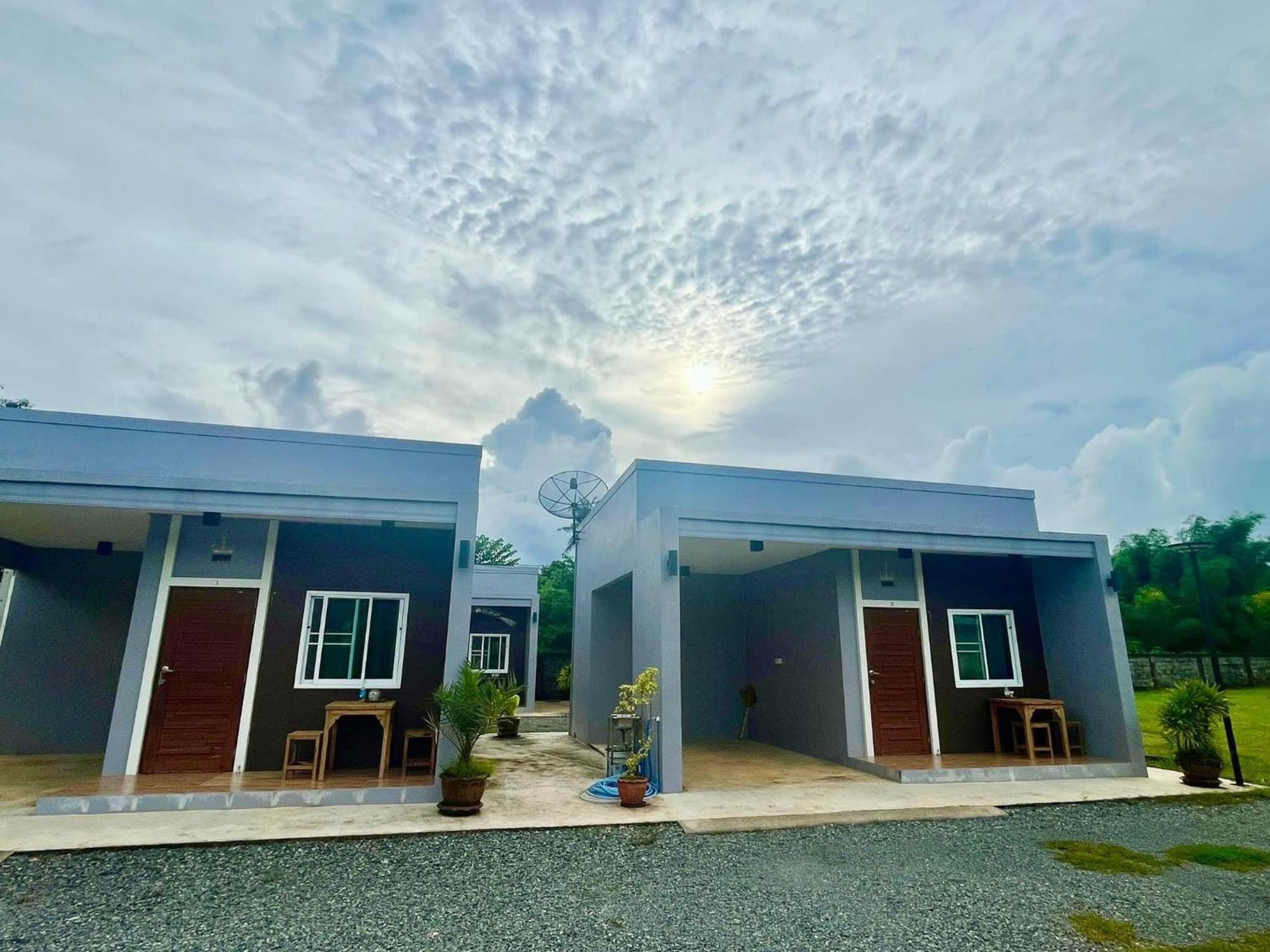 فيلا แหลมงอบเฮาส์ Laemngob House المظهر الخارجي الصورة